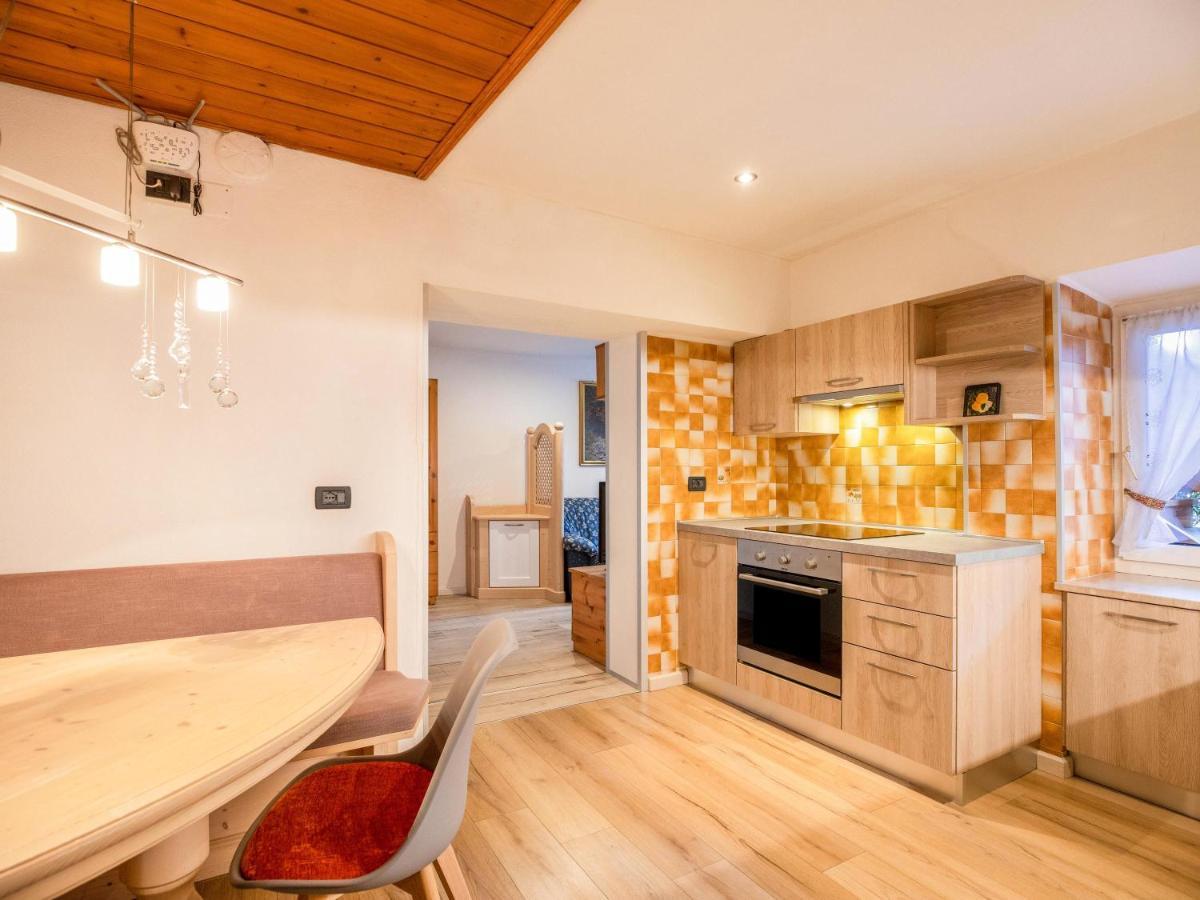 Chalet Osmar Appartamento 1 Campitello di Fassa Eksteriør billede